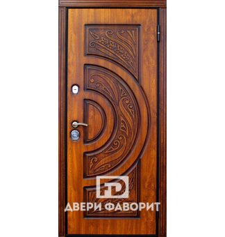 железная дверь с виноритом в качестве отделки